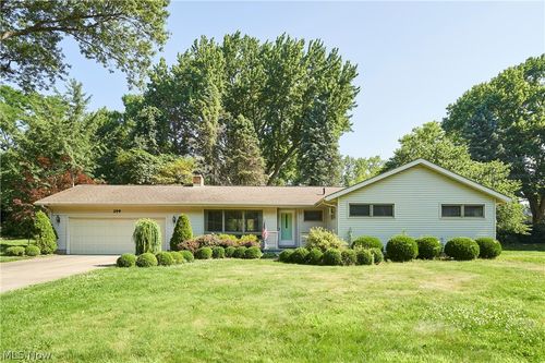 299 W Caston Rd, New Franklin, OH, 44319-4861 | Card Image
