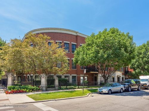 3b-807 W 14th Pl, Chicago, IL, 60608-2234 | Card Image