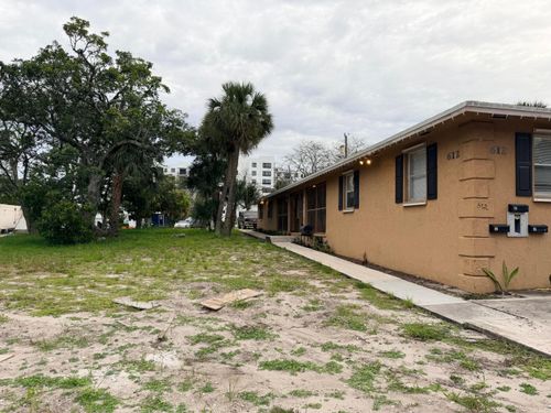 612 4th St, West Palm Beach, FL, 33401-4105 | Card Image