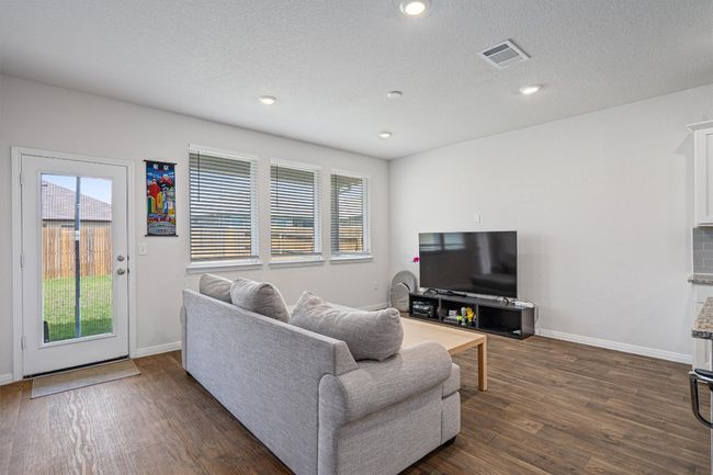 204 Connor Ln, House other with 4 bedrooms, 2 bathrooms and 2 parking in Georgetown TX | Image 6