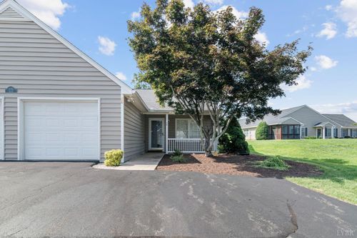 26-1170 Jefferson Oaks Ct, Forest, VA, 24551-1555 | Card Image