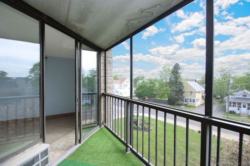 unit-307-140 Captain Thomas Blvd, West Haven, CT, 06516-5932 | Card Image