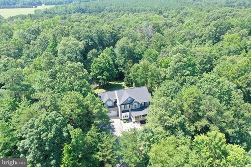 18747 Vernon Ct, DRAYDEN, MD, 20630-3218 | Card Image