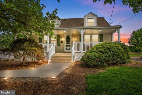 182 W Upper Ferry Rd, Ewing, NJ, 08628-2727 | Card Image