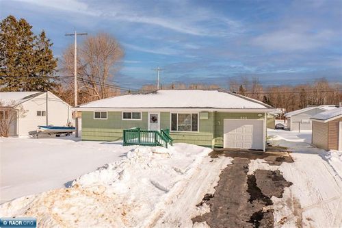 404 Kent Rd, Hoyt Lakes, MN, 55750-1304 | Card Image