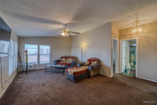Family Room | Image 19