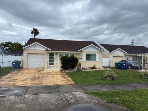 20333 Nw 36th Ave, Miami Gardens, FL, 33056-1761 | Card Image