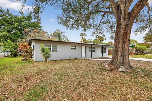 1615 41st Ave, Other City - In The State Of Florida, FL, 32960 | Card Image