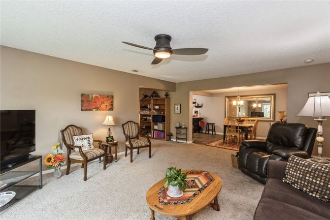 APT-217 - 2135 1 St Ave Se, Condo with 2 bedrooms, 2 bathrooms and null parking in Cedar Rapids IA | Image 6