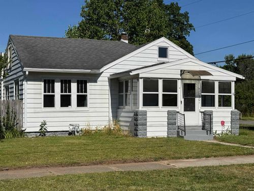 301 S 35th St, South Bend, IN, 46615-3017 | Card Image