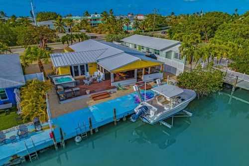 62 Sombrero Beach Road, Marathon, FL, 33050 | Card Image