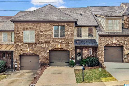 675 Flag Cir, HOOVER, AL, 35226-4920 | Card Image