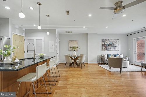 109-181 E Reed Ave, Alexandria, VA, 22305-3170 | Card Image