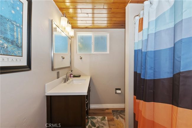 Bathroom 1 | Image 17