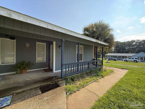 9221 Beatrice Dr, Pensacola, FL, 32514-5866 | Card Image