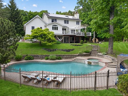 86 Long Vista Ln, Chester, NY, 10918-2213 | Card Image