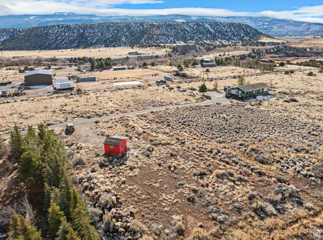 Aerial view with a mountain view | Image 7