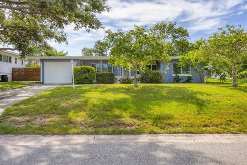 2566 Tulip Street, SARASOTA, FL, 34239 | Card Image