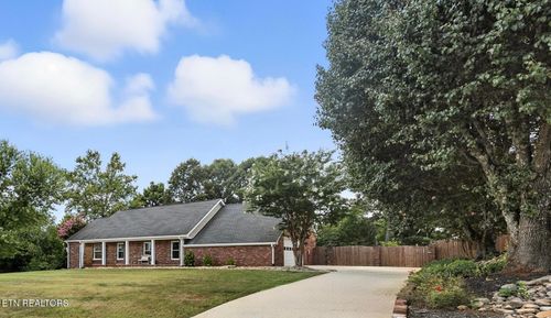 11145 Windward Dr, Farragut, TN, 37934-4049 | Card Image