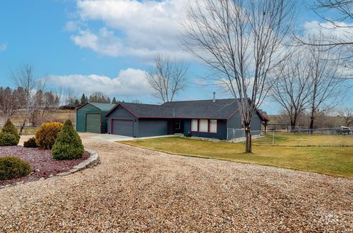 7500 Pleasant View Dr, Caldwell, ID, 83607-7428 | Card Image