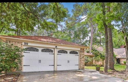 99 N Deerfoot Cir, The Woodlands, TX, 77380-1523 | Card Image