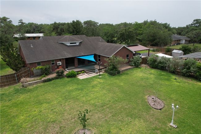 125 Red Bird Rdg, House other with 4 bedrooms, 3 bathrooms and null parking in Beeville TX | Image 37