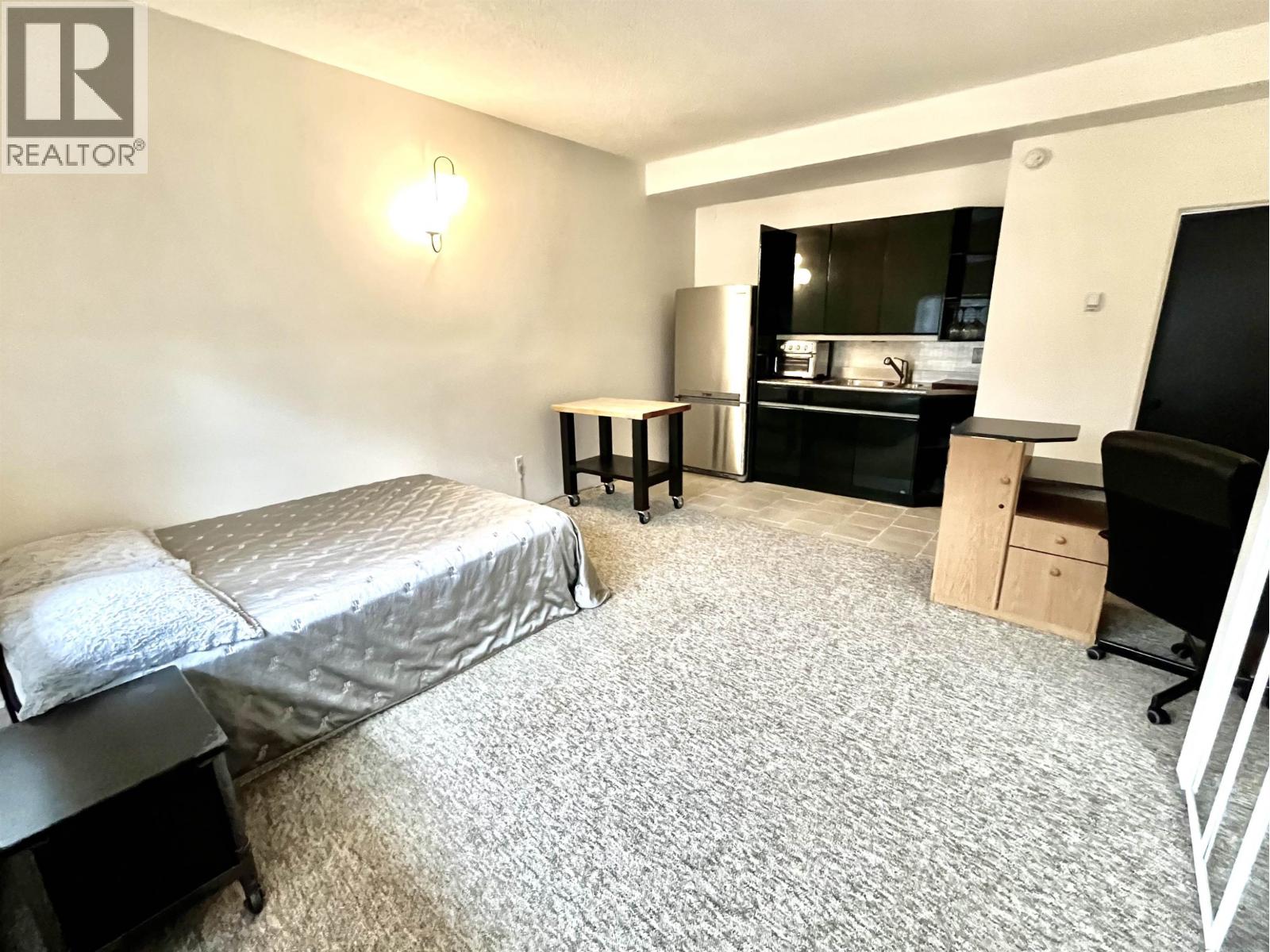 Residential in North Vancouver 3