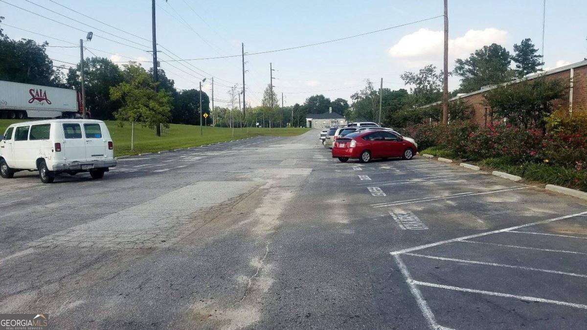 Commercial Lease in Madison 3