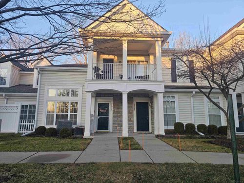 25951 Waterway Dr, Harrison Township, MI, 48045-3064 | Card Image