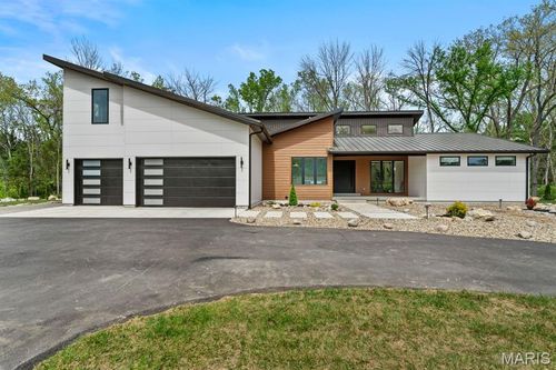 4513 Du Bourg Ln, Saint Louis, MO, 63128-2208 | Card Image