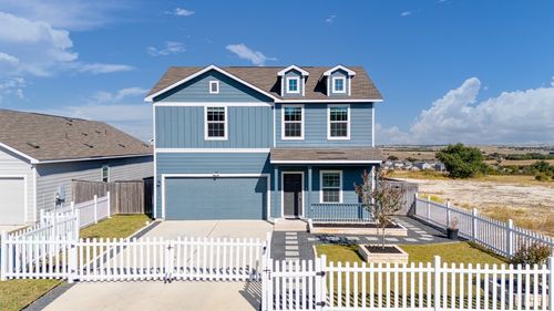 205 Rooster Way, Jarrell, TX, 76537-0690 | Card Image