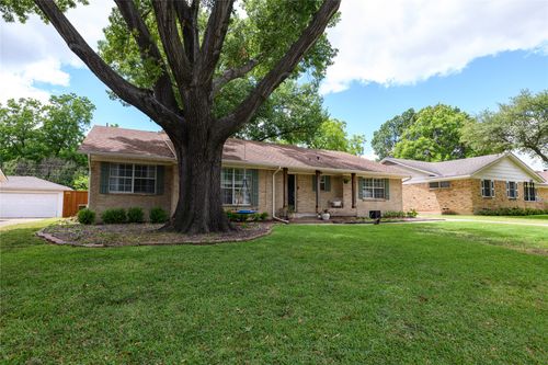 109 N Lois Ln, Richardson, TX, 75081-3414 | Card Image