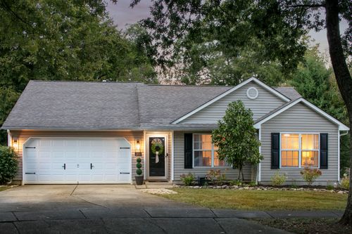 2151 Stonewood Ln, Lexington, KY, 40509-4423 | Card Image