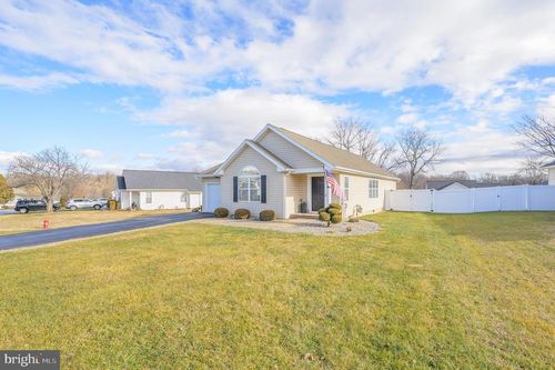 608 Artisan Way, MARTINSBURG, WV, 25401-2999 | Card Image