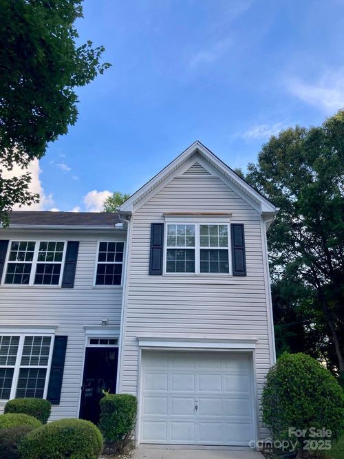 2150 Winthrop Chase Dr, Charlotte, NC, 28212-8646 | Card Image
