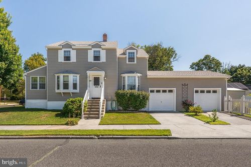 31 Virginia Ave, HADDON TOWNSHIP, NJ, 08108-2338 | Card Image