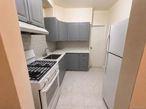 1fl-2248 Hermany Ave, Bronx, NY, 10473-1322 | Card Image