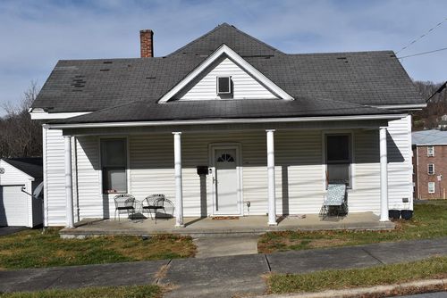 1000 Albemarle St, Bluefield, WV, 24701-4514 | Card Image