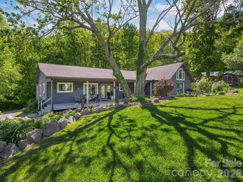 162 Johnson Branch Rd, Maggie Valley, NC, 28751-8677 | Card Image