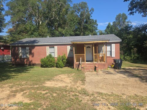410 Countryside Rd, Vicksburg, MS, 39180-7397 | Card Image