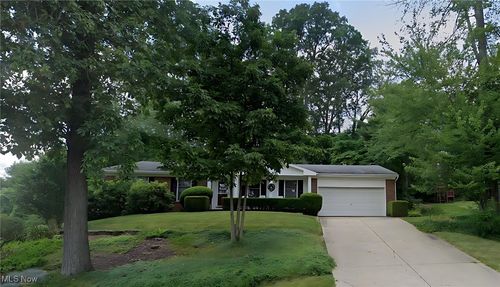 2919 Inwood Drive Nw, Massillon, OH, 44646 | Card Image