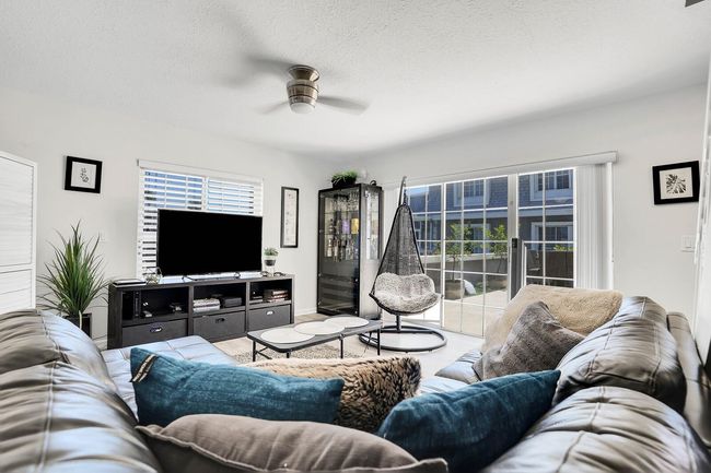 2003 - 2003 Vision Dr, Townhouse with 3 bedrooms, 3 bathrooms and null parking in Palm Beach Gardens FL | Image 11