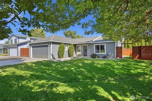 329 E Belair Drive, Moses Lake, WA, 98837 | Card Image
