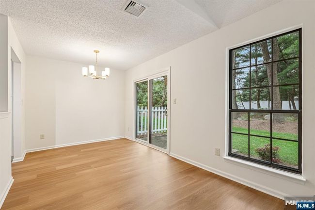 7 Eakens Ct, Condo with 2 bedrooms, 1 bathrooms and null parking in Mahwah NJ | Image 10