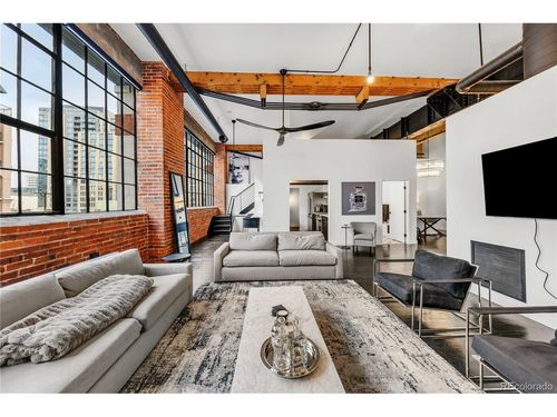 303-1090 Cherokee St, Denver, CO, 80204-4041 | Card Image