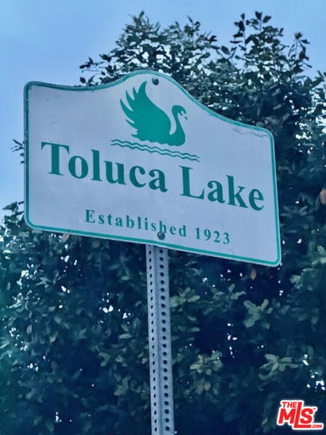 APT-11 - 4414 Moorpark Way, Townhouse with 2 bedrooms, 3 bathrooms and null parking in Toluca Lake CA | Image 39