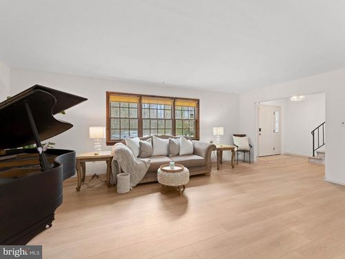 36 Evanine Dr, BERLIN, NJ, 08009-2220 | Card Image