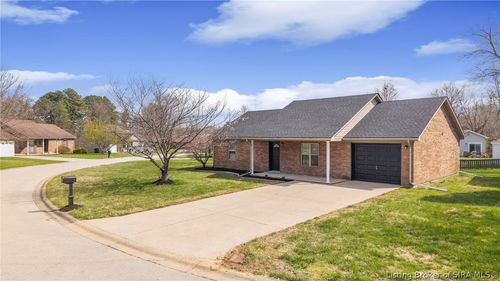 115 Sunnyside Dr, Charlestown, IN, 47111-1795 | Card Image