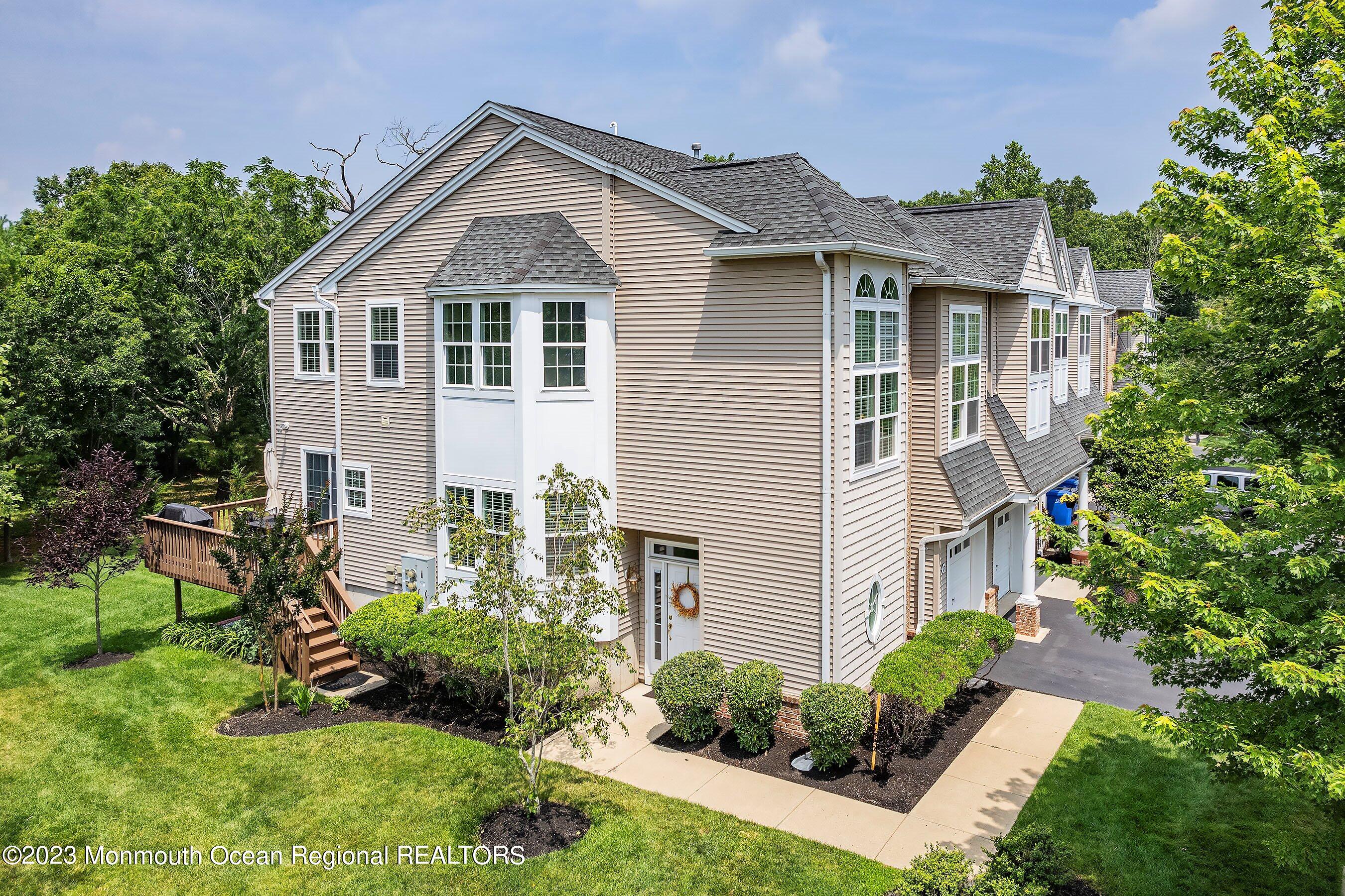 17 Island Breeze Court, Sold in Manahawkin Zoocasa