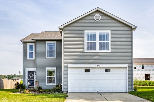 1196 King Maple Dr, Greenfield, IN, 46140-7009 | Card Image
